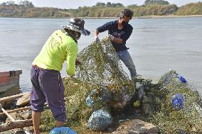 Plastic pollution research in Laos