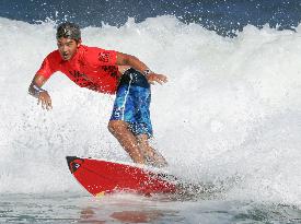 Surfing: Kanoa Igarashi