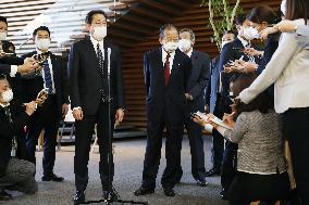 LDP executives on measures for virus-hit economy