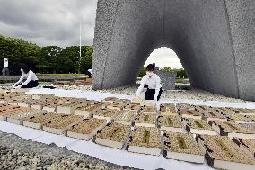 Airing of Hiroshima A-bomb victims list