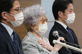 Abductee Megumi Yokota's mother meets press after husband's death