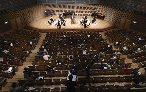 Kyoto orchestra resumes concert