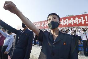 Protest in Pyongyang against defectors' leaflets distribution