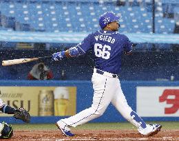 Baseball: Opening day in Japan