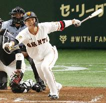 Baseball: Opening series in Japan