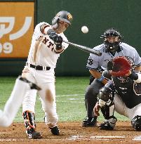 Baseball: Opening series in Japan