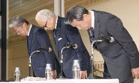 Japan Post Group chiefs