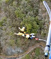 Bungee jumping for new adults in Japan