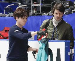 Figure skating: Uno's new coach Lambiel