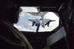 U.S. Air Force refueling drill