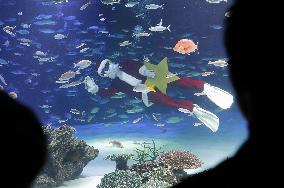 Santa Claus in Tokyo aquarium