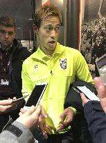 Football: Keisuke Honda's Vitesse debut