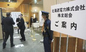 Hokkaido Electric shareholder meeting