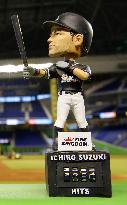 Ichiro bobblehead figure handed out to fans