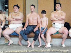 NFL star Brady visits sumo stable in Tokyo, trains with Goeido