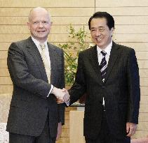 Kan, Hague agree to enhance bilateral relations