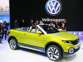 Volkswagen's T-Cross Breeze convertible concept unveiled in Geneva