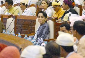 Myanmar parliament selects presidential nominees