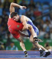Olympics: Ramonov claims 65-kg wrestling gold