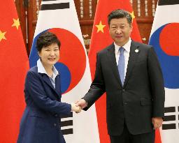 Xi shows opposition to THAAD deployment in S. Korea