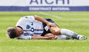 Soccer: Golden oldie Miura suffers knee injury