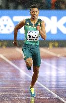 Athletics: Van Niekerk advances to 200m final at worlds