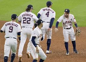 Baseball: Astros beat Yankees to force ALCS Game 7