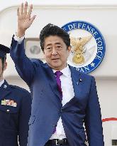 Abe departs for Vietnam, Philippines for regional meetings