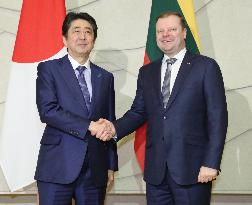 Japanese, Lithuanian prime ministers