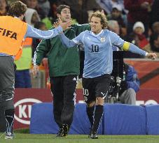 Uruguay beat Ghana on penalties