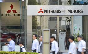 Gov't not to cancel certification for sale of 4 Mitsubishi models