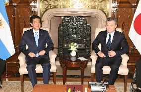 Leaders of Japan, Argentina hold talks