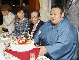 Sumo: Takakeisho's promotion to ozeki