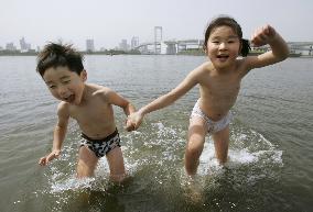 Japanese cities experience summer-day weather