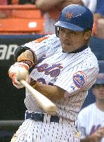 Mets' Matsui goes 2-for-5 with an RBI against Phillies