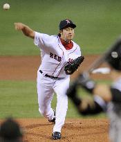 Boston's Tazawa lackluster vs. White Sox