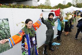 Biodiversity human chain in Nagoya