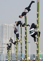 Tokyo firefighters hold New Year's parade, drills