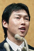 Baseball: Free agent Arai agrees to join Hanshin