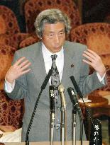 Koizumi indicates no plans to pull troops out of Iraq