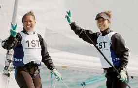 Japanese pair seal sailing gold with flourish