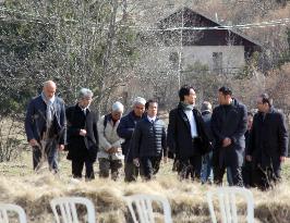 Relatives of Japanese victims visit near site of Germanwings crash