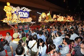 "Nebuta" featuring Star Wars unveiled