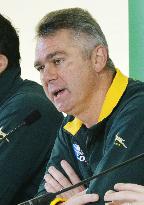 S. Africa coach Meyer names team for quarterfinal against Wales