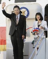 Hatoyama heads to Thailand with 'East Asian community' initiative