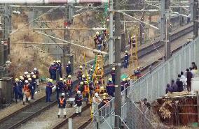 Power failure stops Tokaido Shinkansen bullet trains