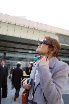 'Smart glasses' help tourists view 3D images of landscapes in Tokyo