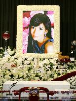 Funeral held for actress Naomi Kawashima