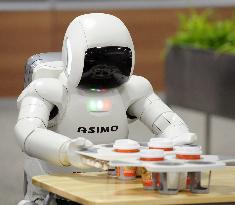 Honda unveils more intelligent ASIMO humanoid robot