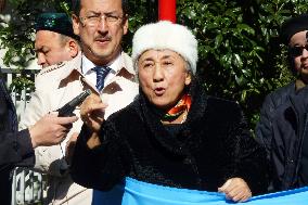 World Uyghur Congress head protests China in Tokyo